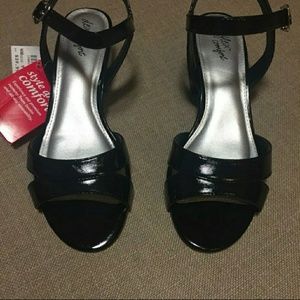 Dexflex lady sandals